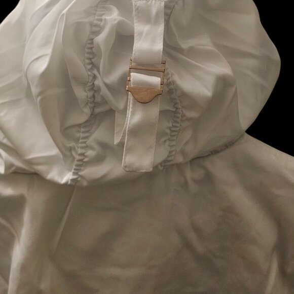 BRAND NEW! Women's Cropped Bomber Jacket with Faux Fur Hood - Picture 3 of 3